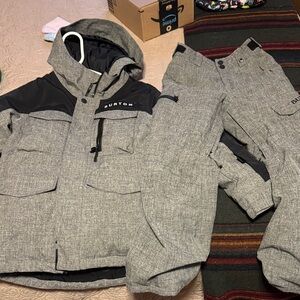 Burton Heather Gray and Black Outerwear Set